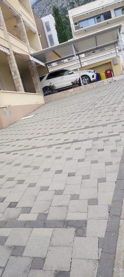 Villa Dm Baška Voda Exterior foto